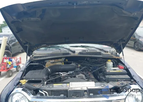 2006 Jeep Liberty Limited Edition из США, поврежденный, VIN 1J4GL58K86W111792